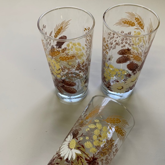 Vintage* Style Drinking Glasses - Picture 3 of 8